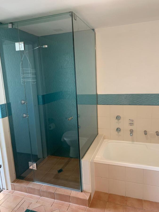 Crown Towers - Private Apartment โกลด์โคสต์ ภายนอก รูปภาพ